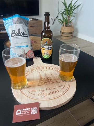 Photo of Others in Leves