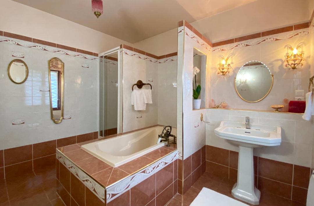 Photo of Others in Cassel