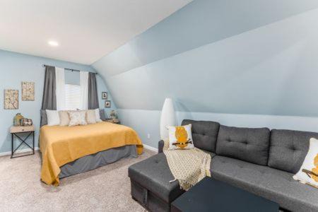 Photo of Bedroom in Lewis Center