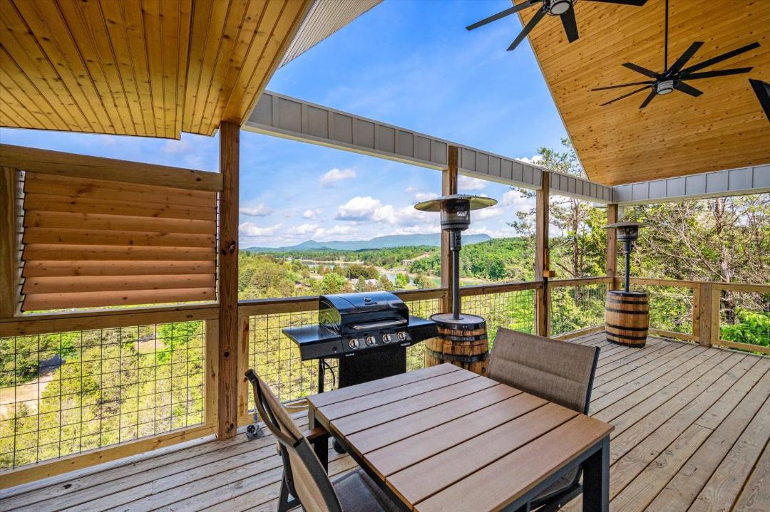 Photo of Patio Balcony in Sevierville