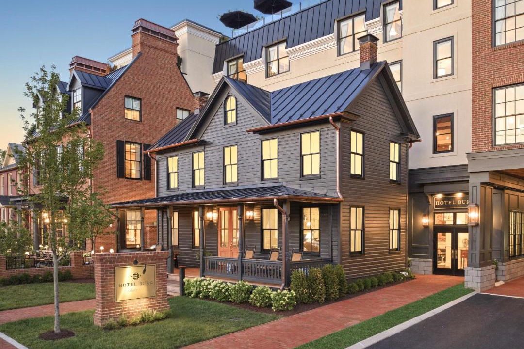 Photo of Others in Leesburg's Old and Historic District