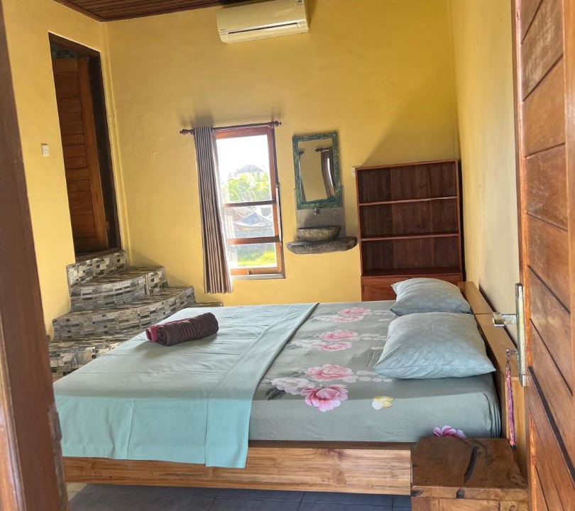 Photo of Others in Medewi