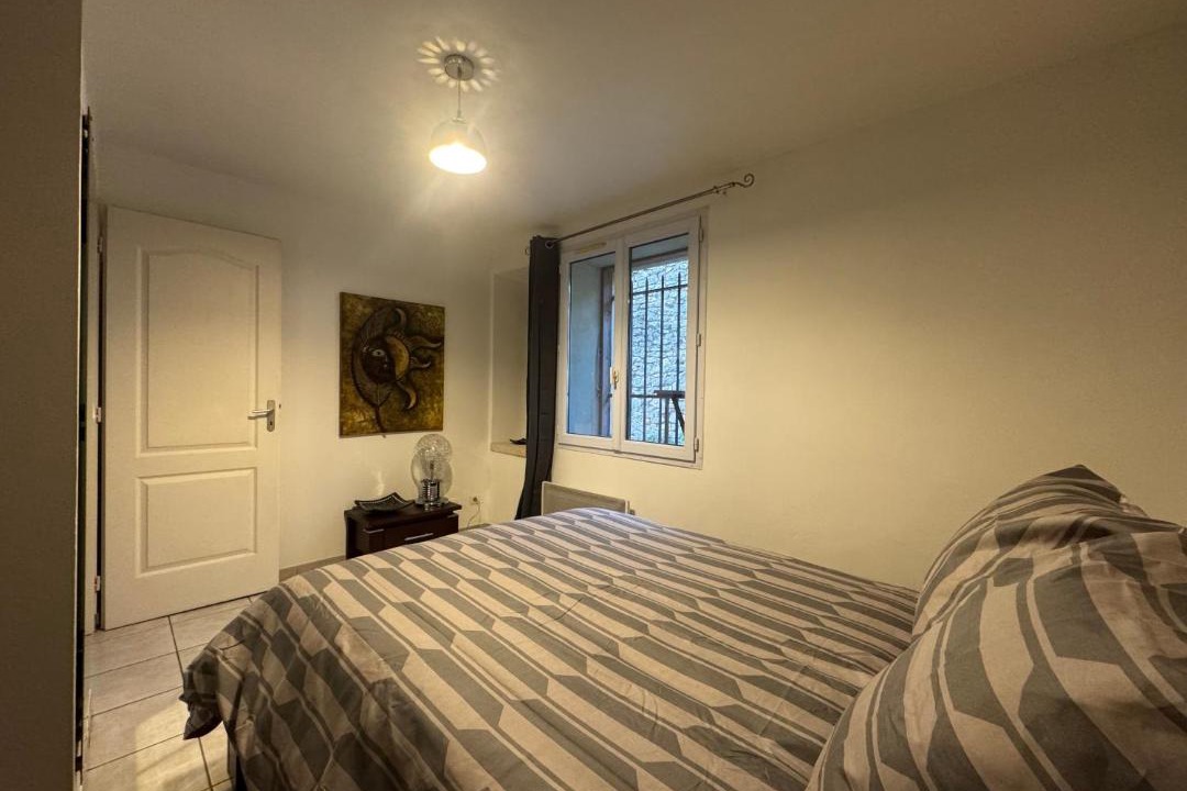 Photo of Bedroom in Saint-Come-et-Maruejols