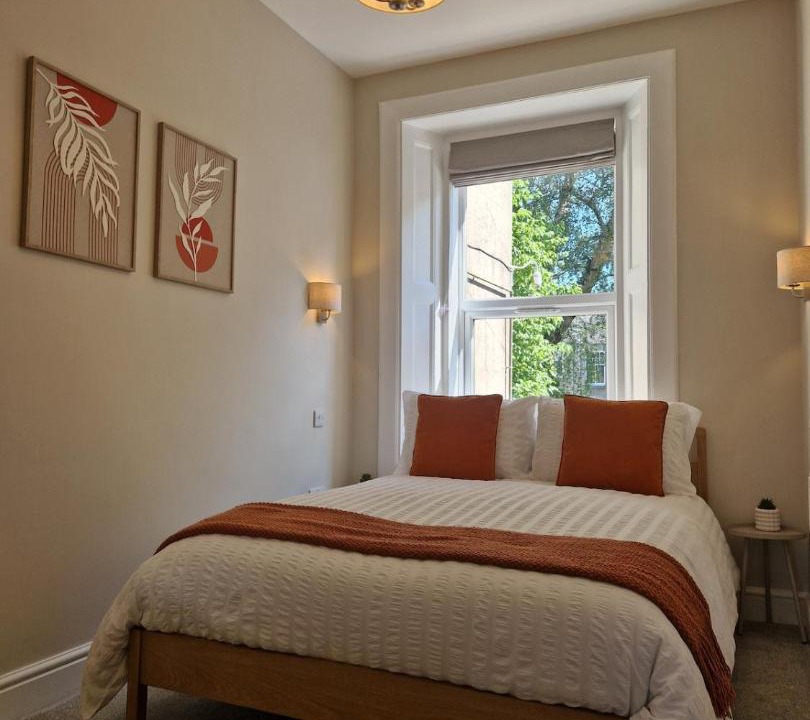 Photo of Bedroom in Tillicoultry