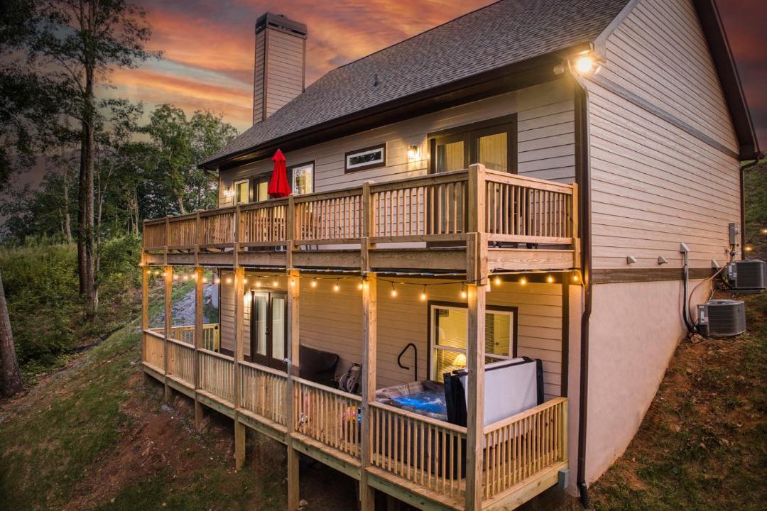 Photo of Others in Talking Rock