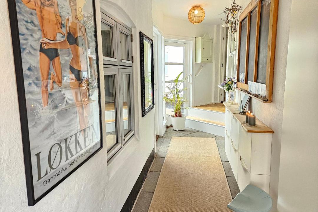 Photo of Others in Lokken