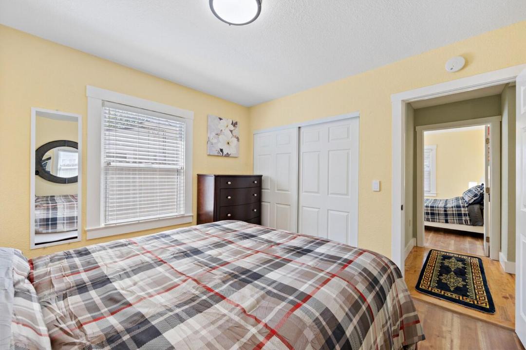 Photo of Bedroom in North Oak Park