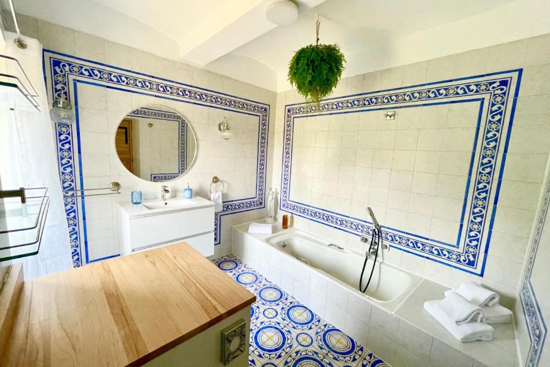 Photo of Bathroom in Grospierres