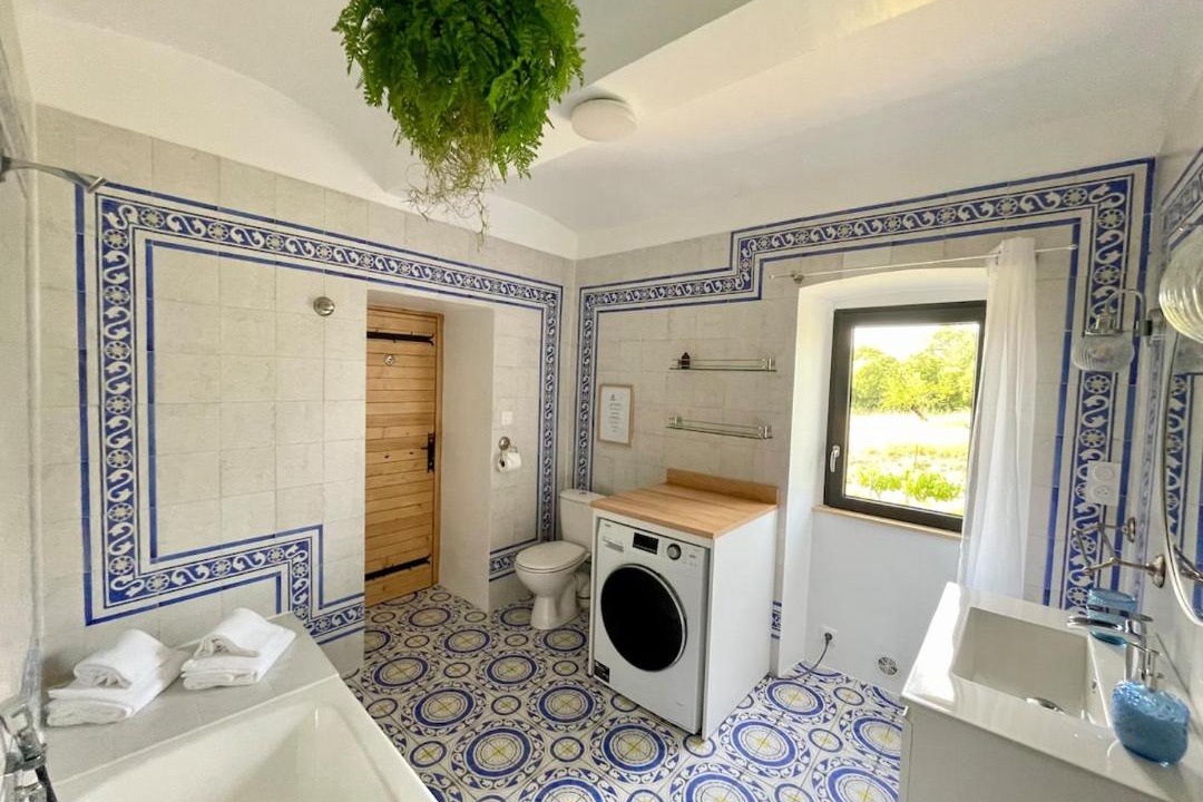 Photo of Bathroom in Grospierres