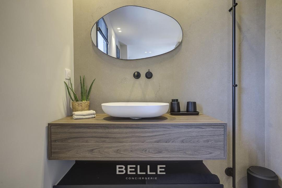Photo of Bathroom in Biot