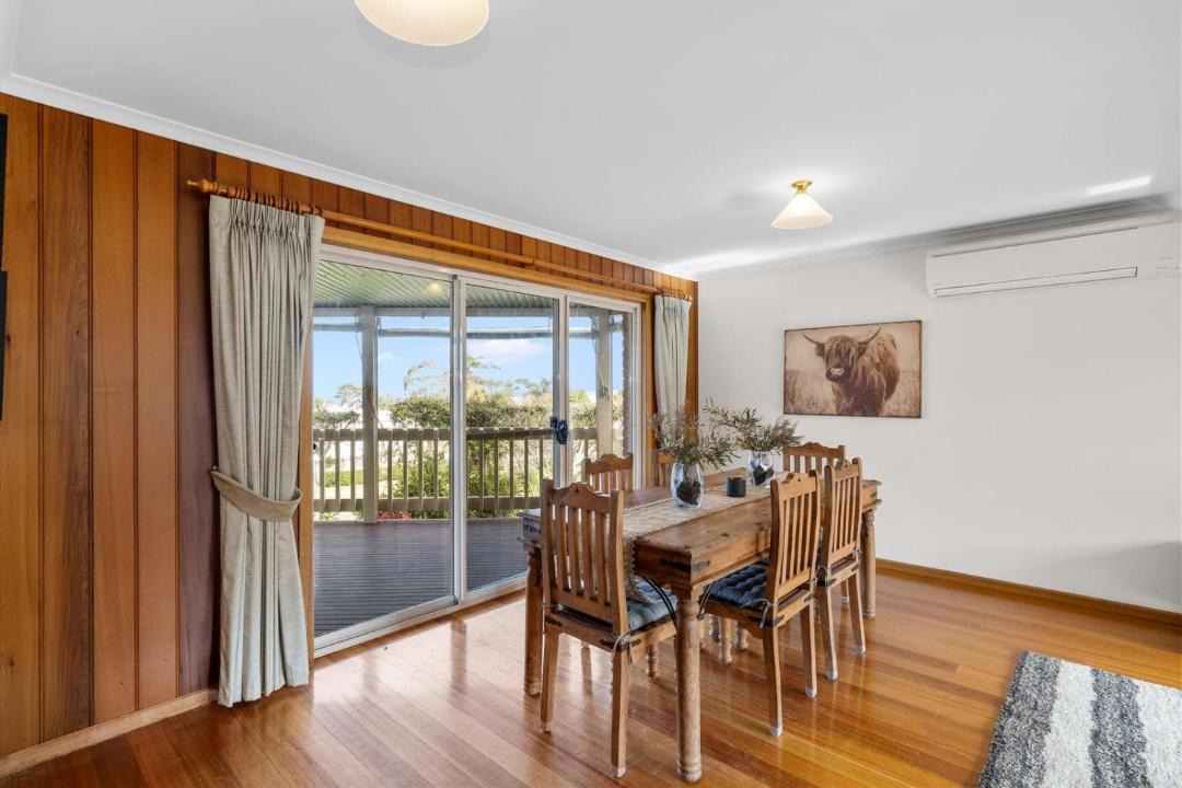 Photo of Others in Rhyll