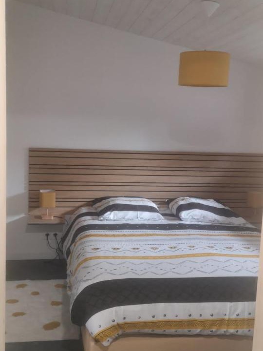 Photo of Bedroom in Saint-Laurent-de-Medoc