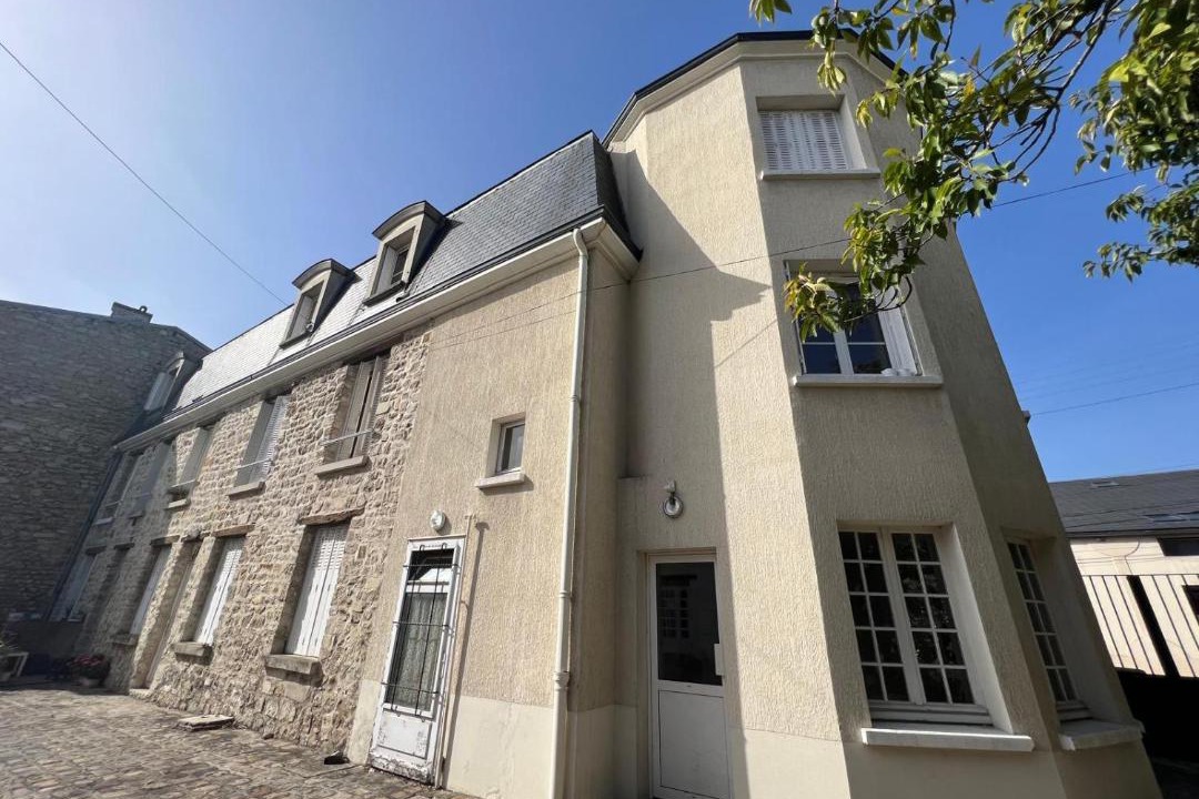 Photo of Others in Senlis
