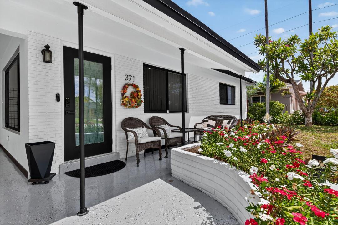 Photo of Patio Balcony in Oakland Park