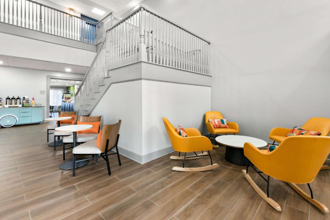 Photo of Others in Commerce