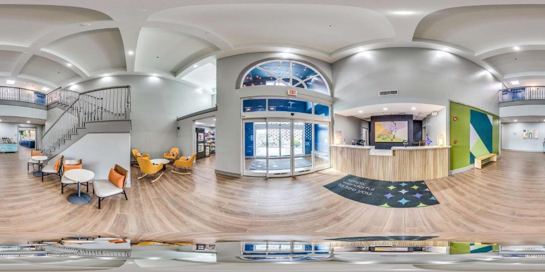 Photo of Others in Commerce