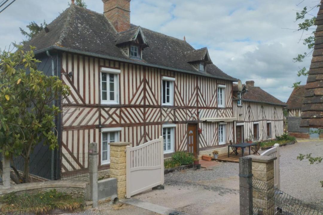 Photo of Buildings in Le Mesnil-Mauger