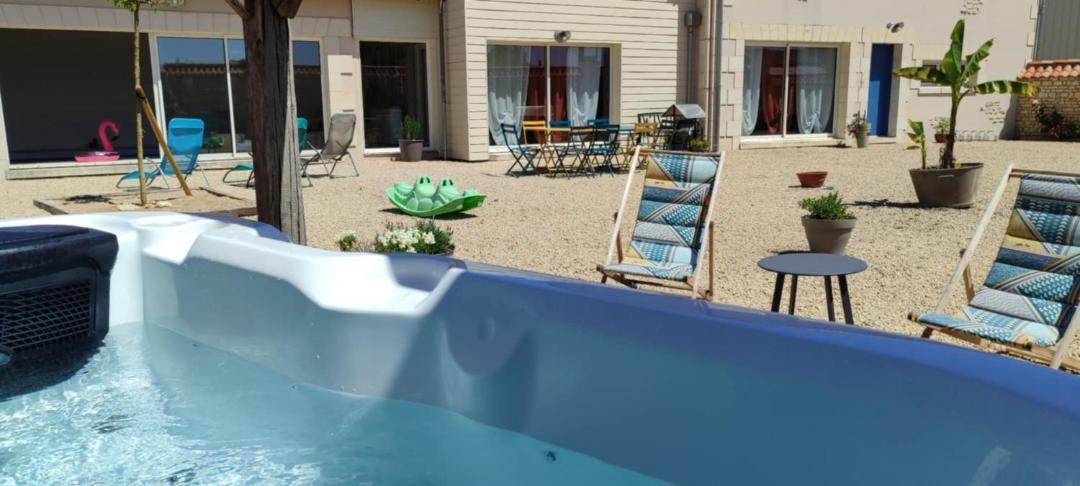 Photo of Others in Messeme