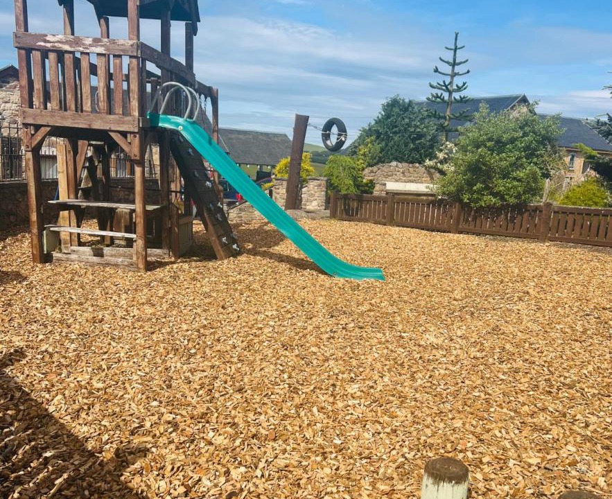 Photo of Others in Heriot