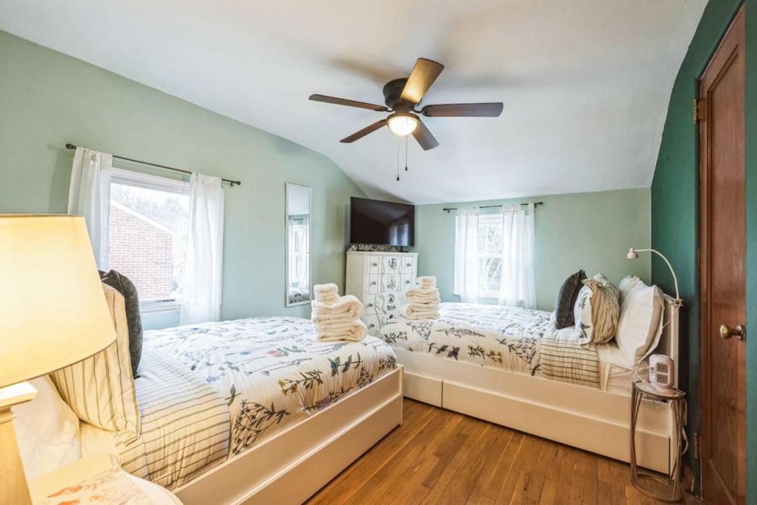 Photo of Bedroom in Level Green