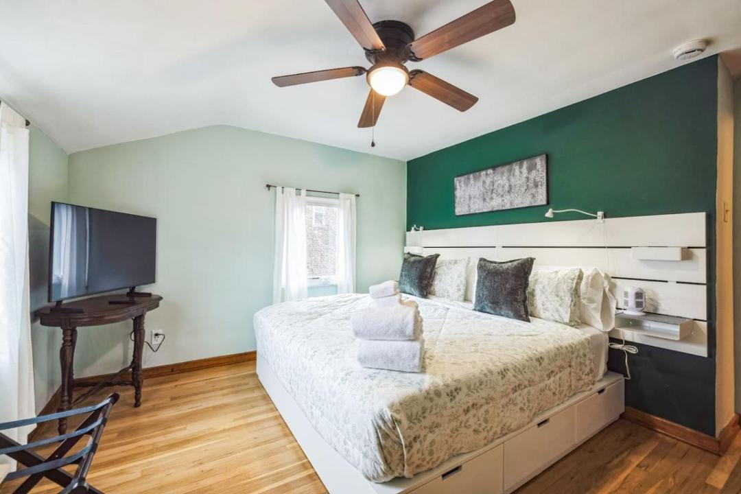 Photo of Bedroom in Level Green