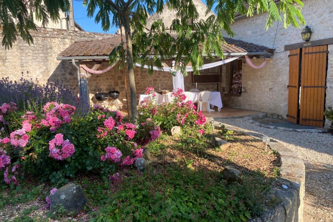 Photo of Others in Poligny