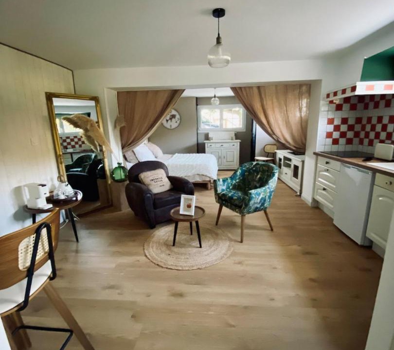 Photo of Others in Longue-Jumelles