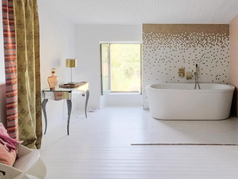 Photo of Bathroom in Sainte-Hermine