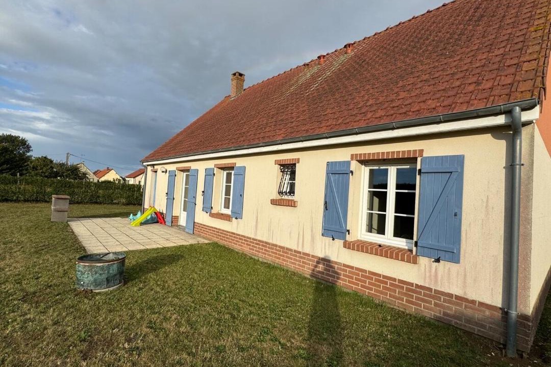 Photo of Others in Pende