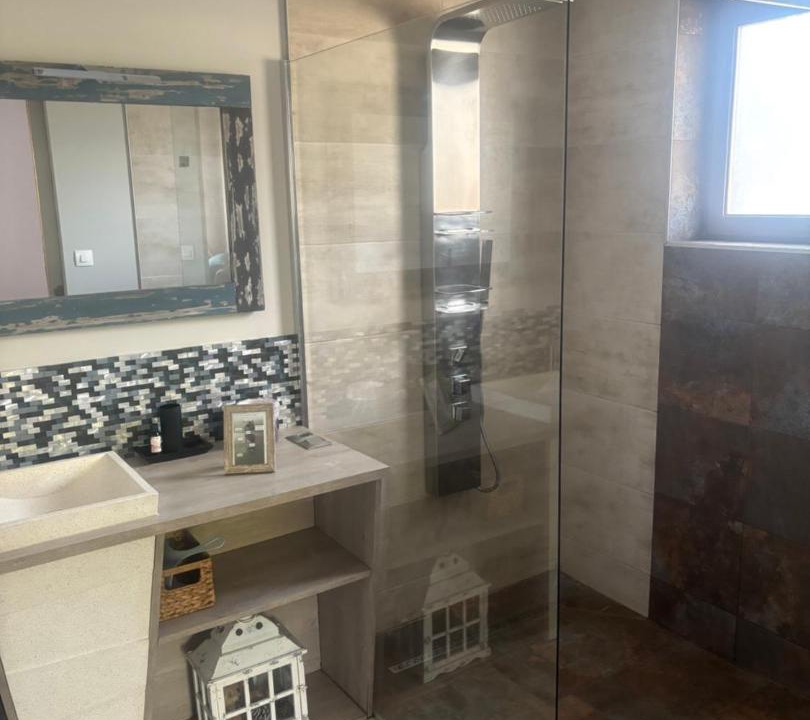 Photo of Others in La Chapelle-de-Brain