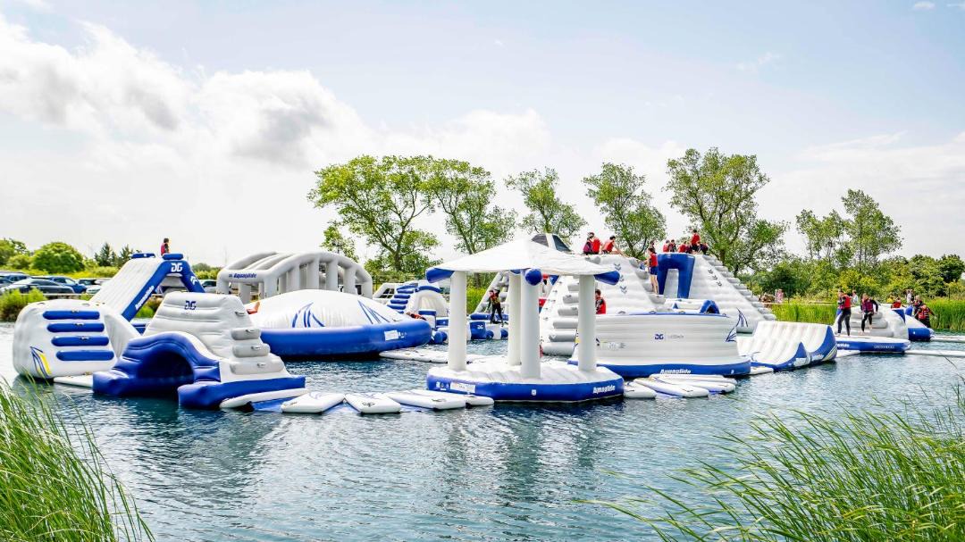 Photo of Others in Sandwich