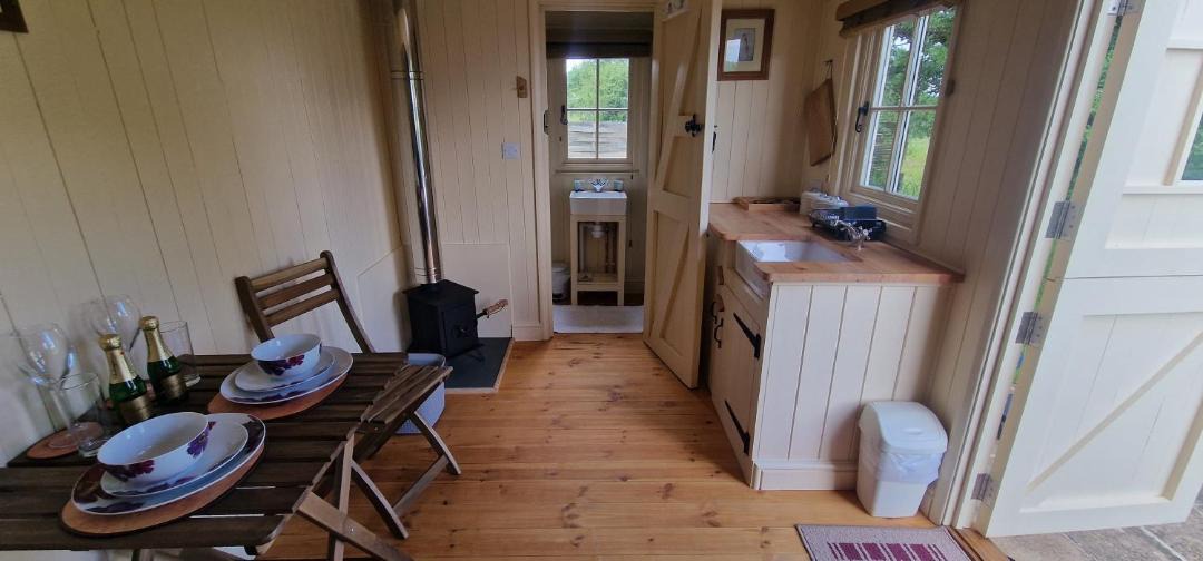 Photo of Others in Tunley