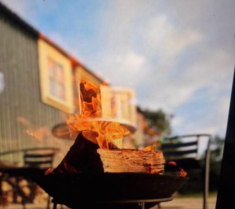 Photo of Others in Tunley