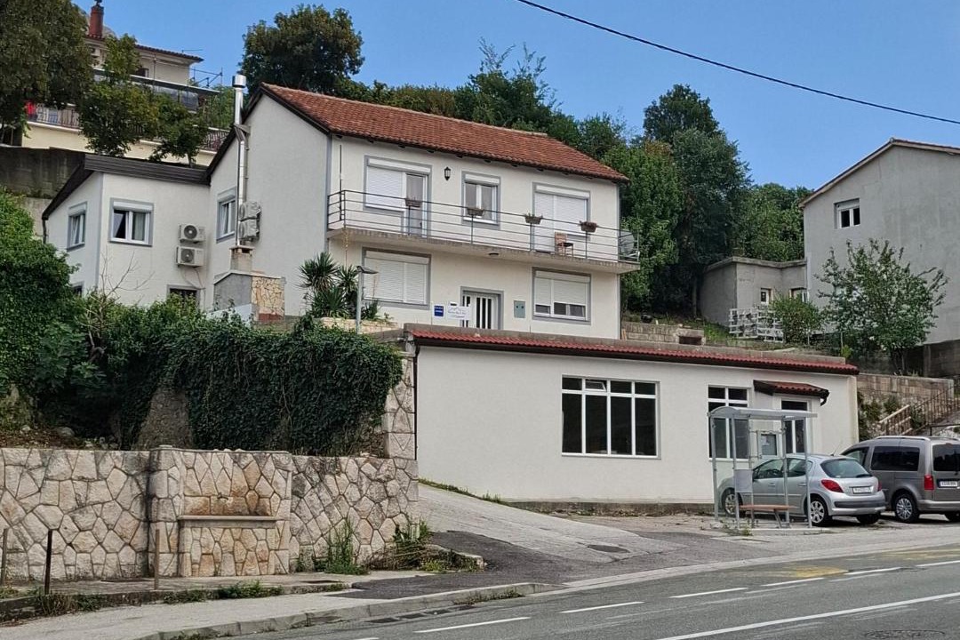 Photo of Others in Plomin
