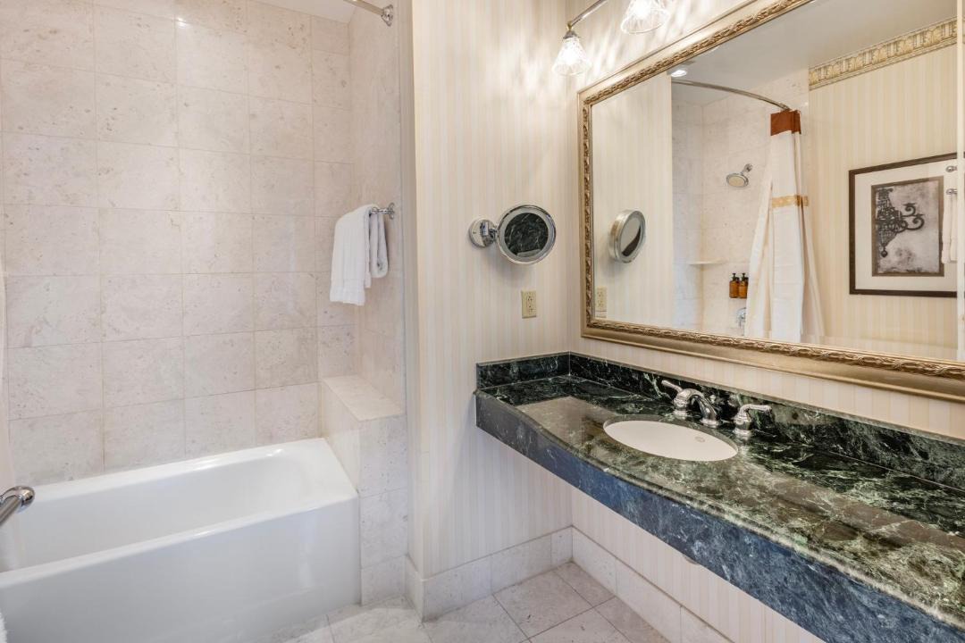 Photo of Others in Financial District