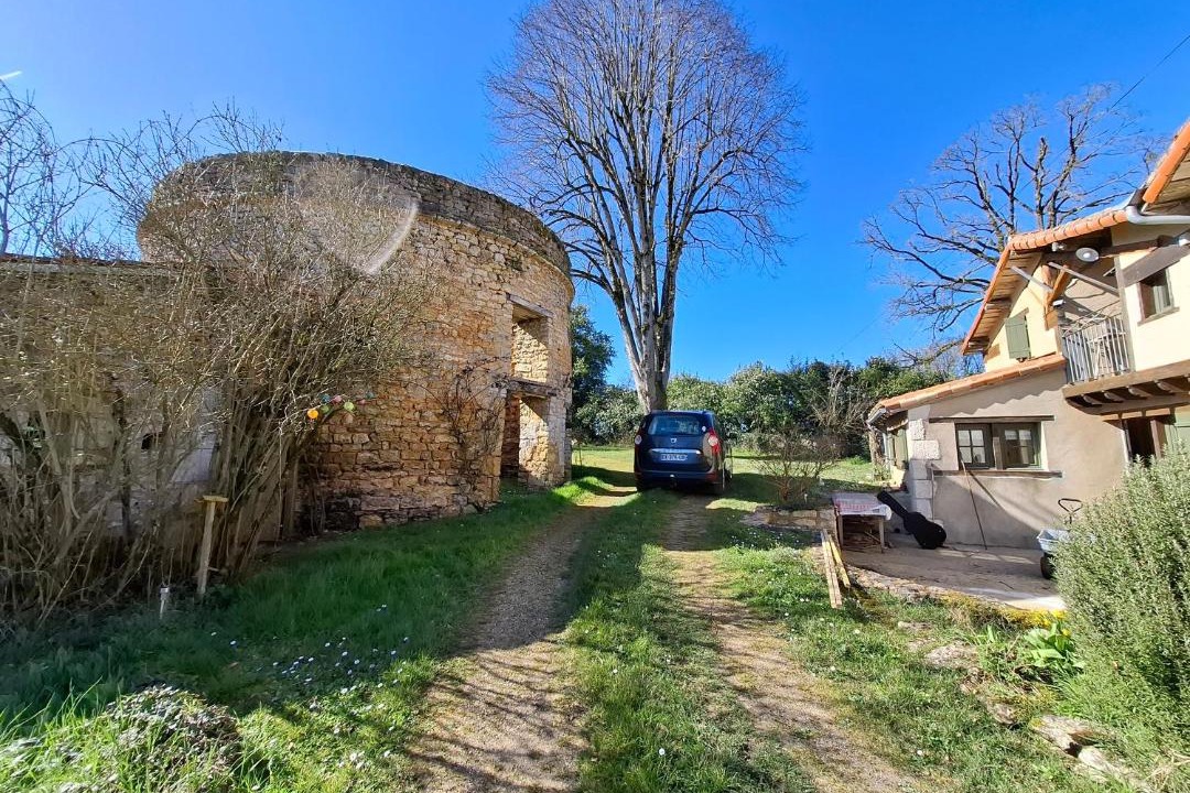 Photo of Buildings in Marnay