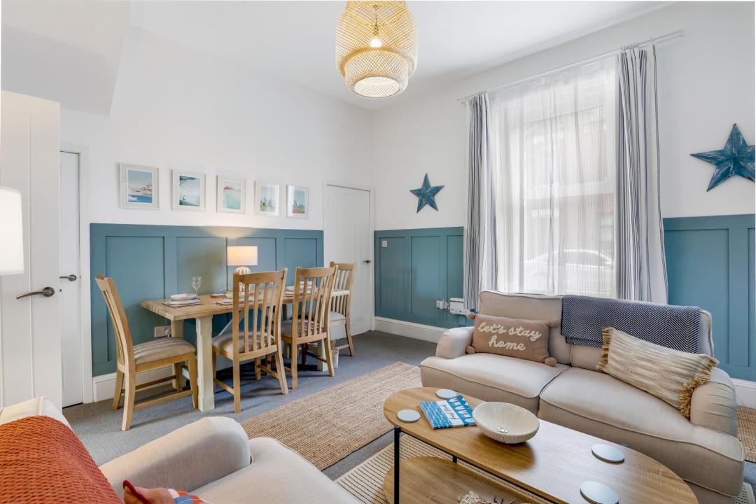 Photo of Others in Roker