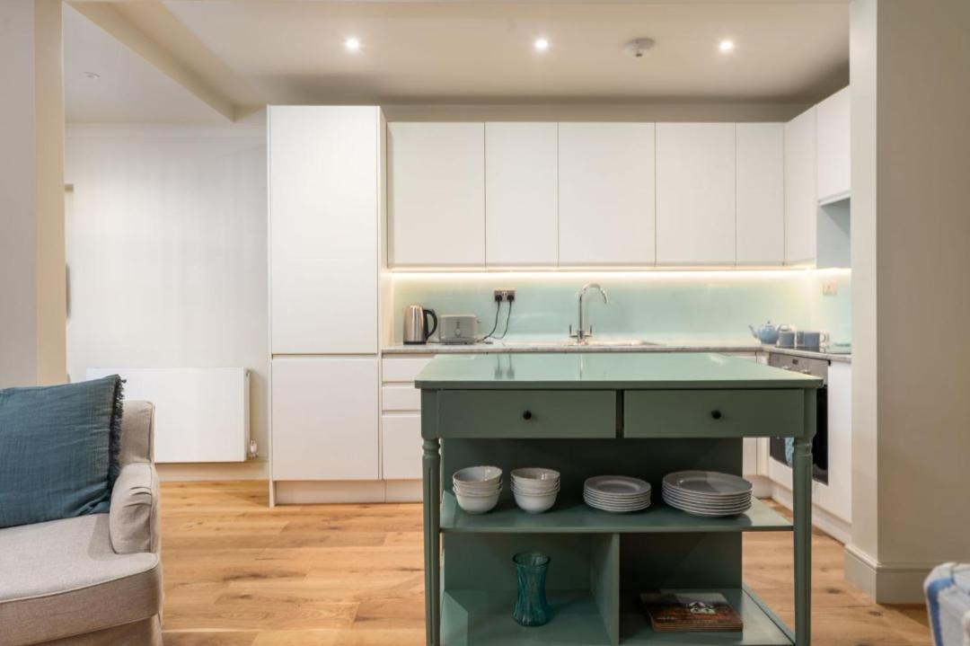 Photo of Others in Courtfield