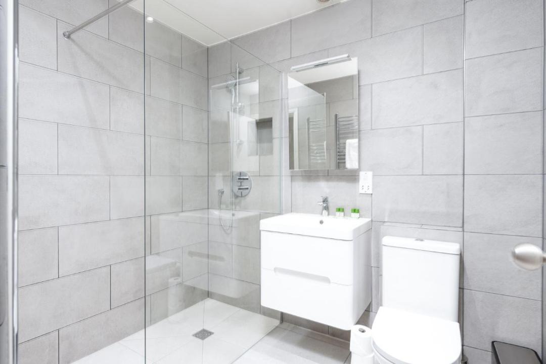 Photo of Others in Courtfield