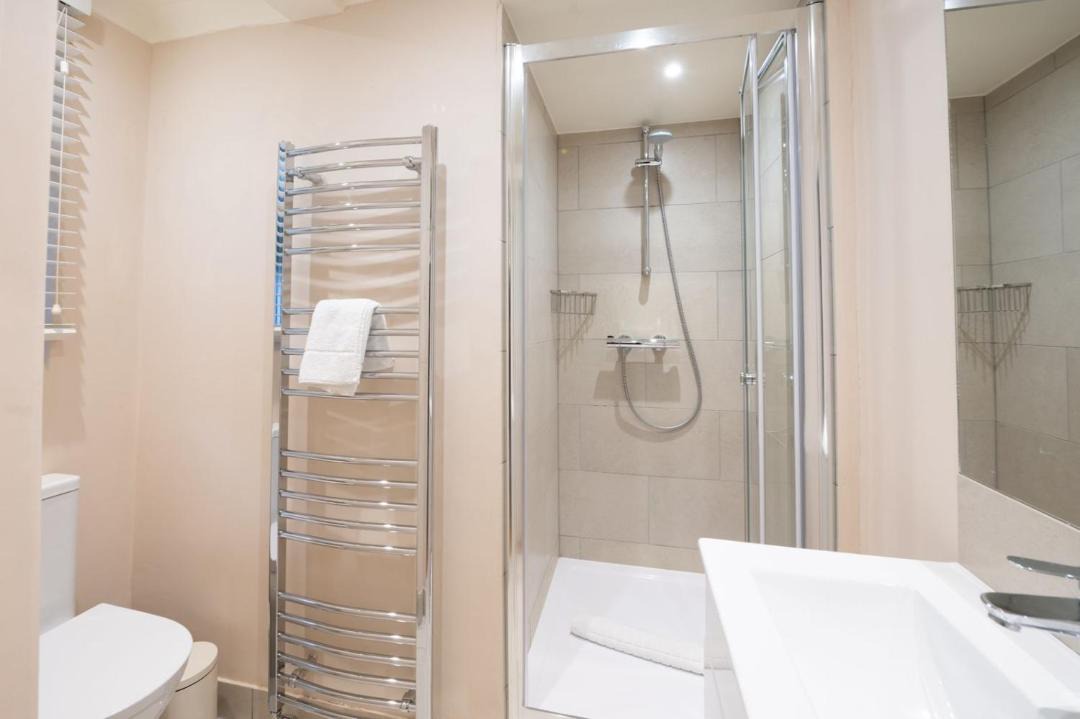 Photo of Bathroom in Courtfield