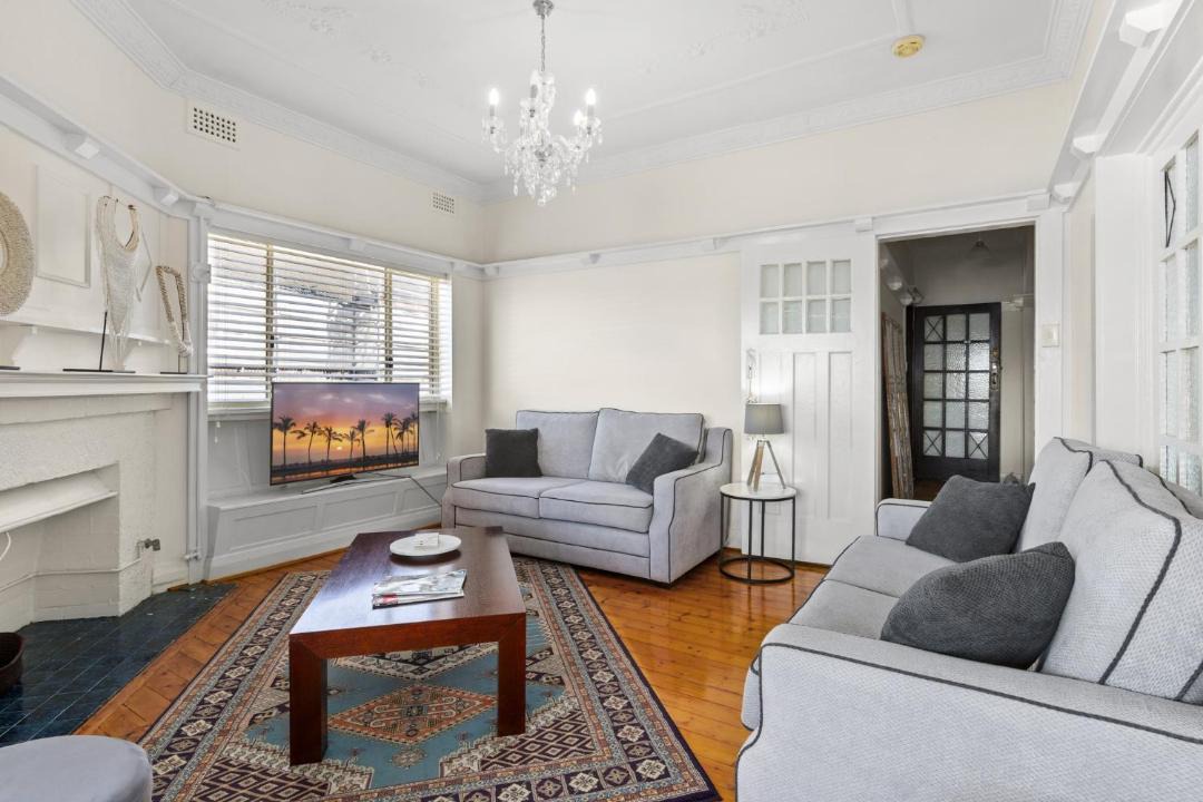 Photo of Others in Fairlight