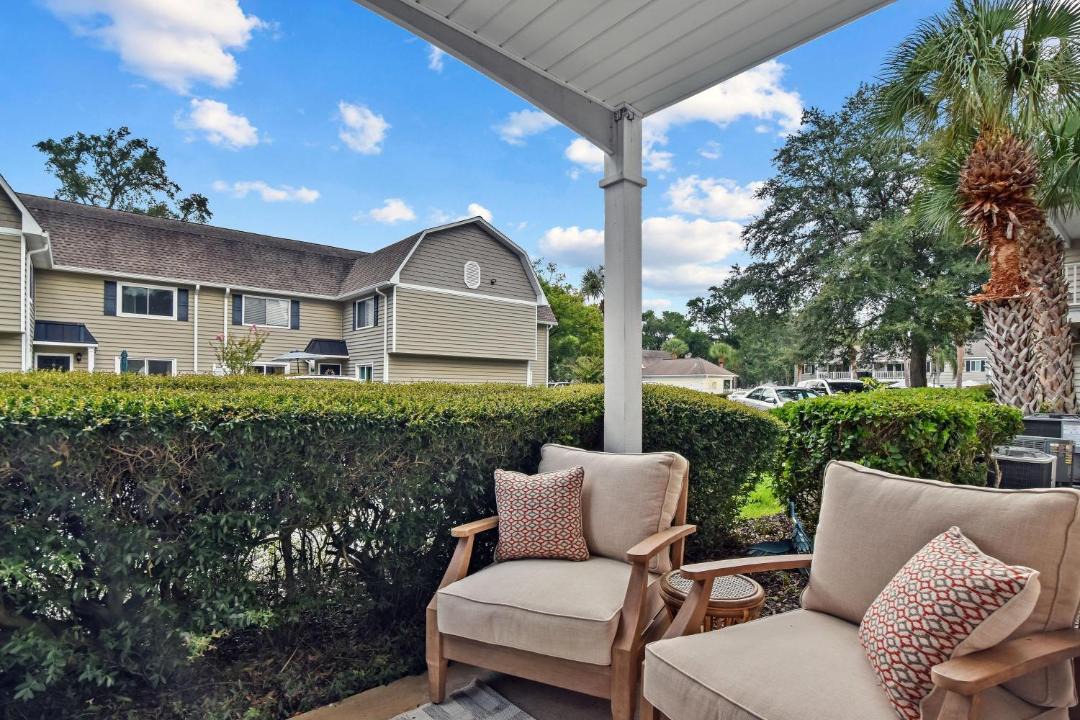 Photo of Patio Balcony in Demere Park