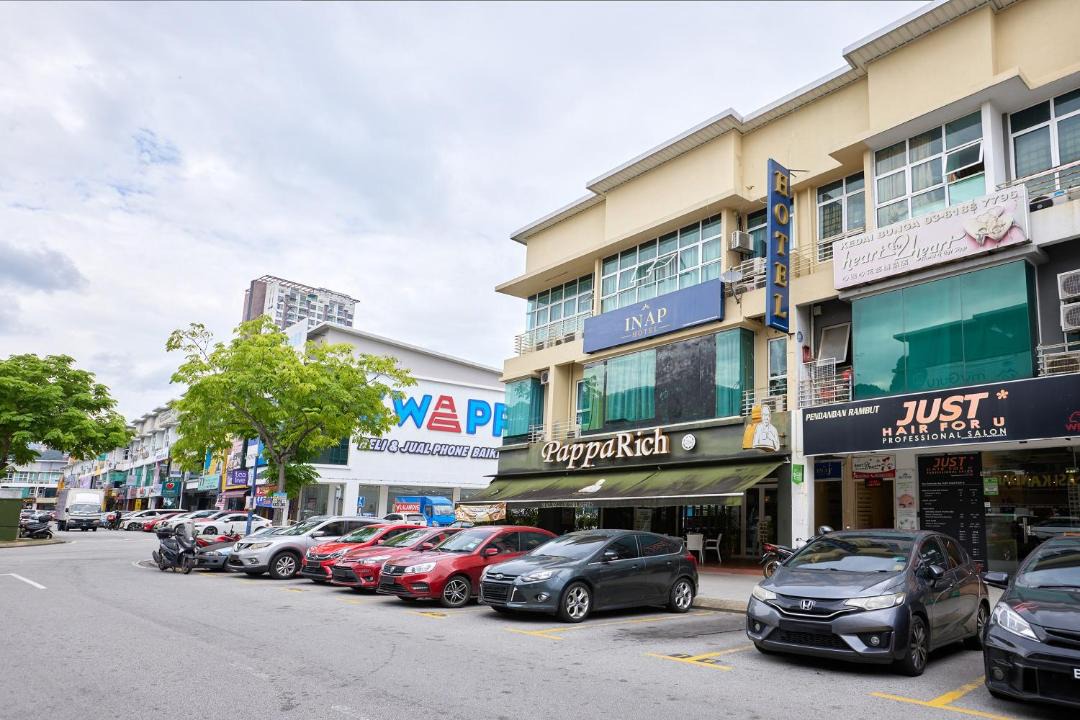 Photo of Others in Batu Caves