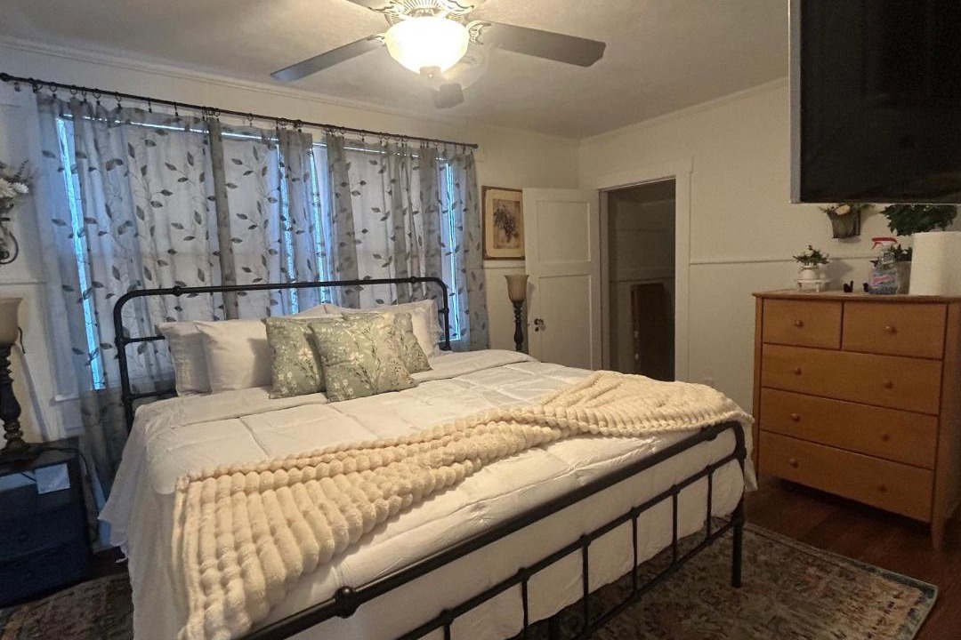 Photo of Bedroom in Hastings
