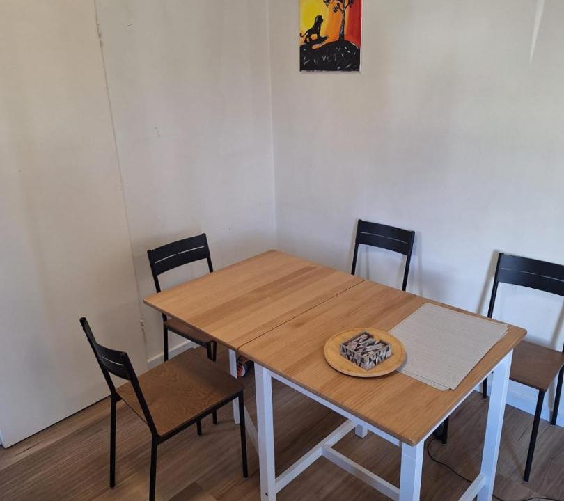 Photo of Others in Elwood