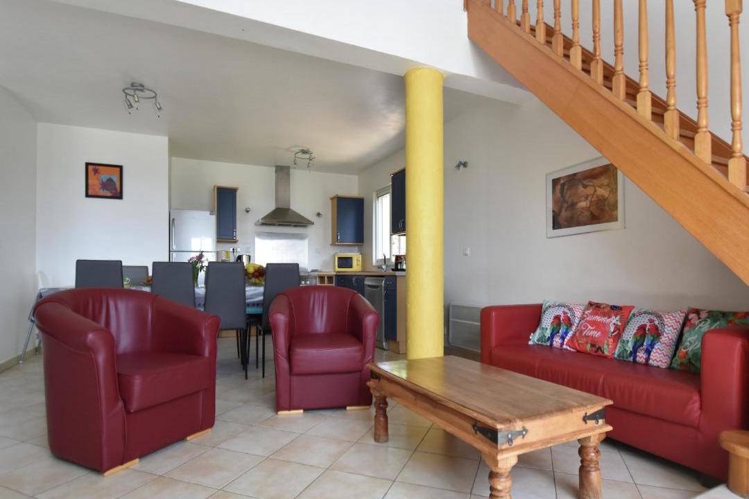 Photo of Others in Courry