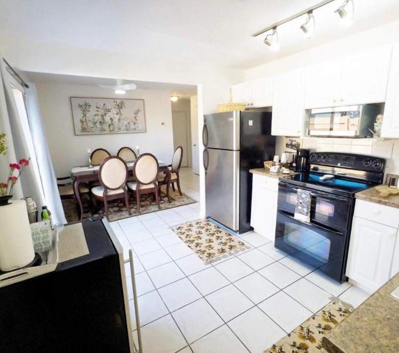 Photo of Kitchen in Lake Worth Corridor