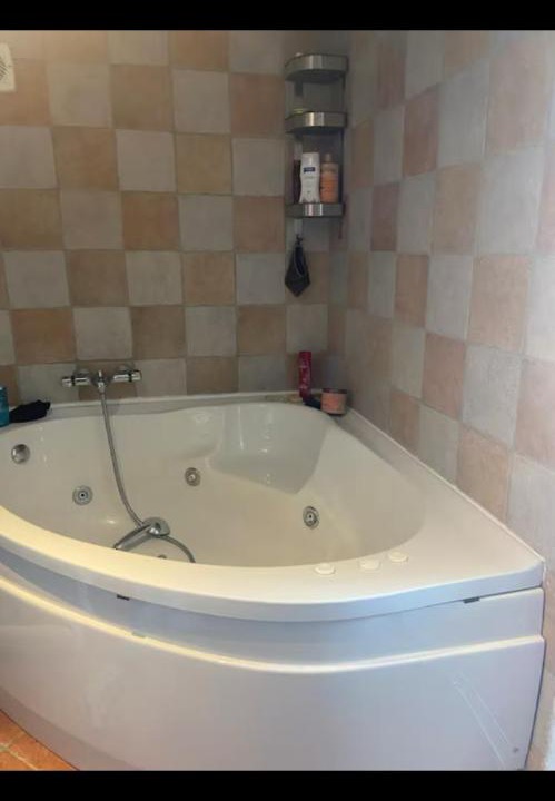 Photo of Bathroom in Ledignan