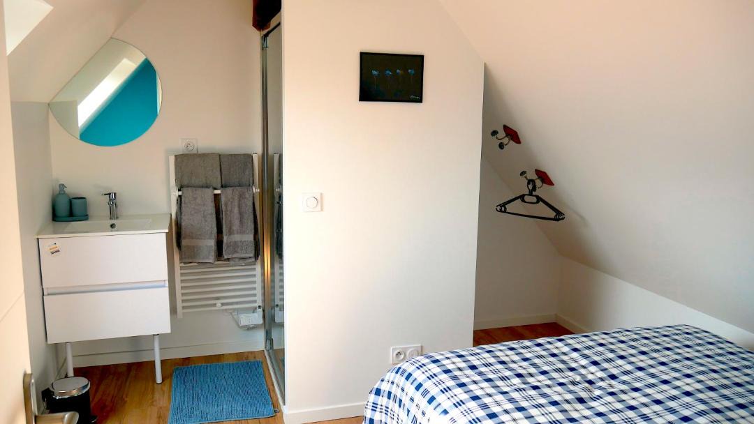 Photo of Bedroom in Yvre-l'Eveque