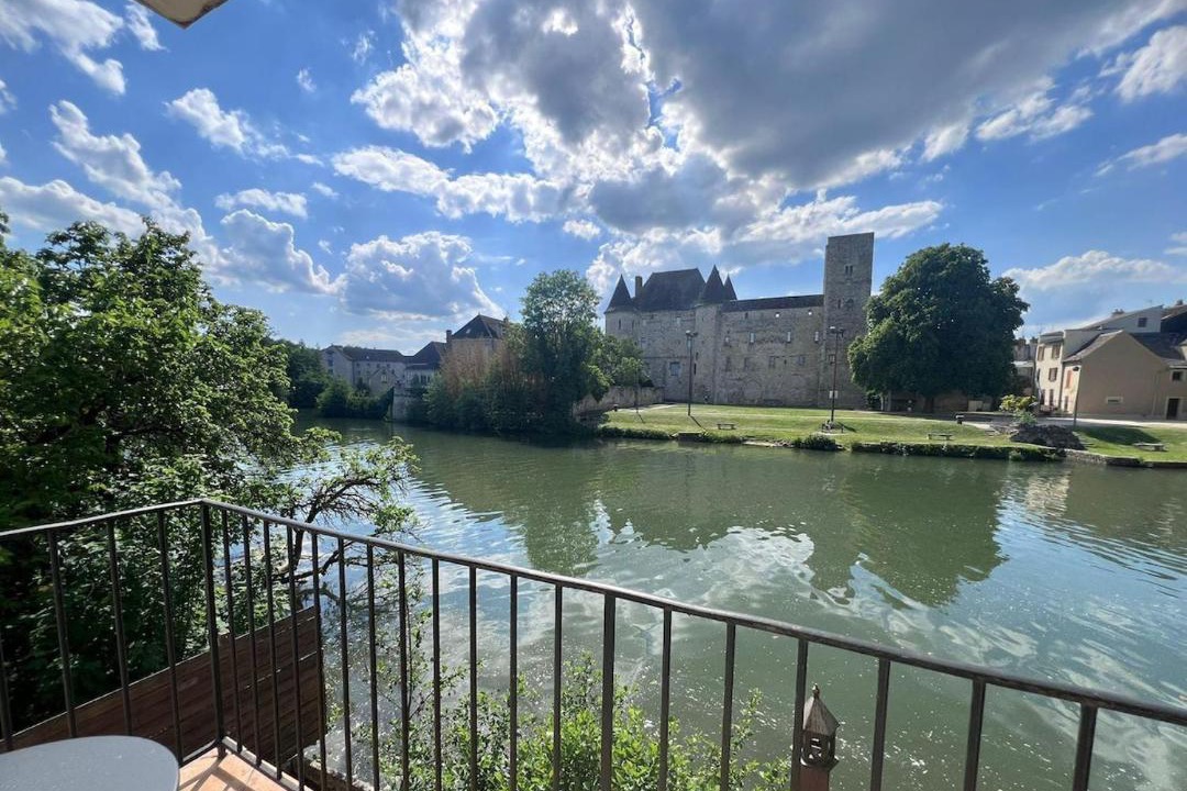 Photo of Others in Nemours